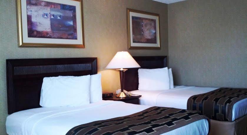 Howard Johnson By Wyndham Portsmouth Eksteriør bilde